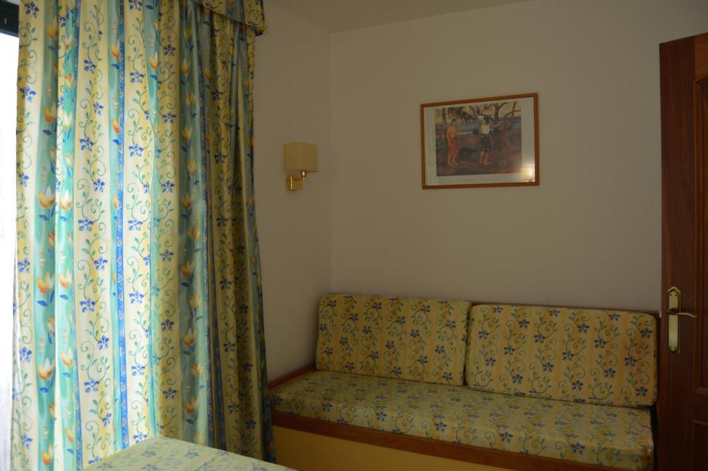Apartamentos Royal Льорет-де-Мар Номер фото